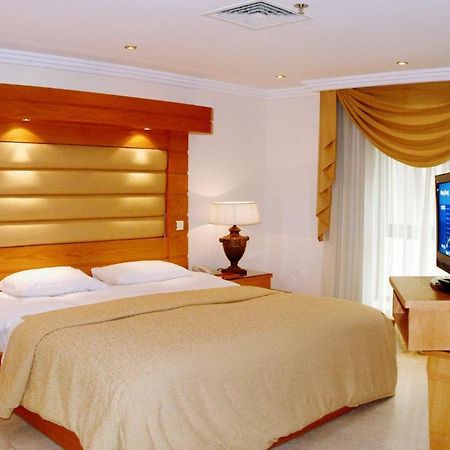 Mirage Suites Kuvait Szoba fotó