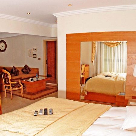 Mirage Suites Kuvait Szoba fotó